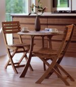 Classic wooden chair - الصورة 3